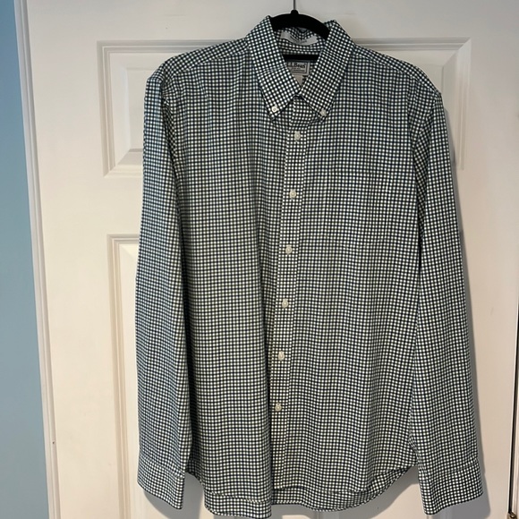 L.L. Bean Other - L.L. Bean, Large Regular Fit Button Down Dress Shirt